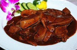 紅酒爛牛舌 紅酒爛牛舌