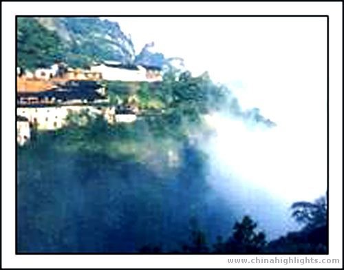 黄山斉雲山